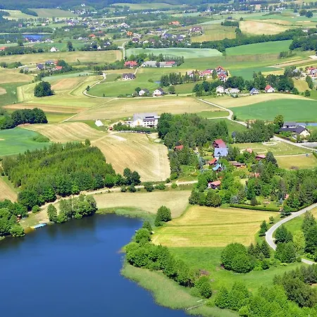 Dom Z Widokiem Na Jezioro I Nad Jeziorem * Łapalice