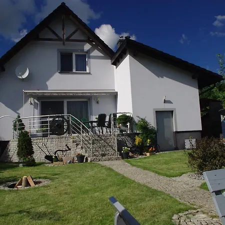 Dom Z Widokiem Na Jezioro I Nad Jeziorem *