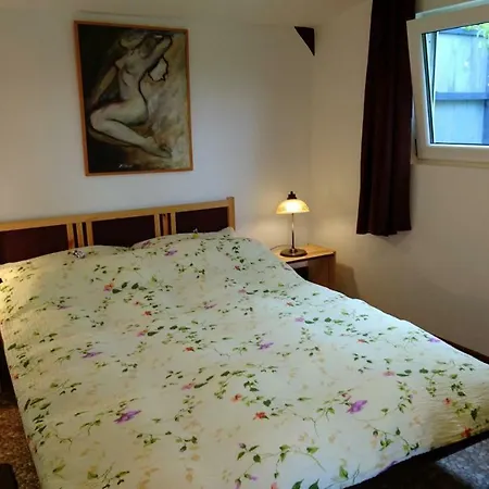 Ferienhaus Dom Z Widokiem Na Jezioro I Nad Jeziorem Lapalice