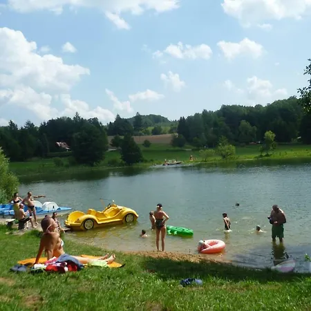 Dom Z Widokiem Na Jezioro I Nad Jeziorem * Łapalice